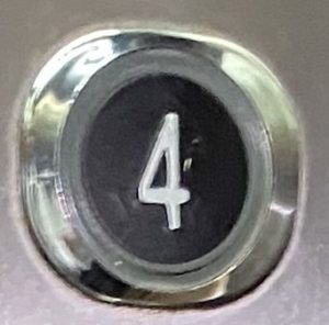 Кнопка поста приказа "4" F6-LENS черная с металлическим ободком (красная подсветка), Wittur