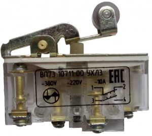 mikropereklyuchatel-vp73-10711-s-rychagom.jpg Микропереключатель ВП73-10711 (с рычагом)