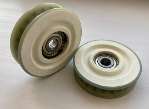 Ролик дверей S8/K8 Thyssen D=71 мм