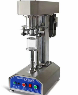 poluavtomaticheskaya-zakatochnaya-mashinka.png Полуавтоматическая закаточная машинка